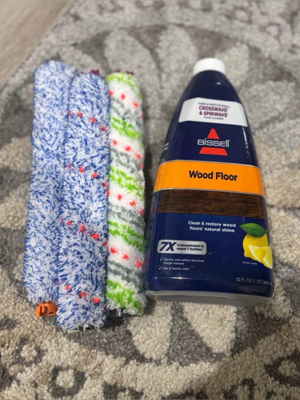 BISSELL FLOOR CLEANER & BRUSHES